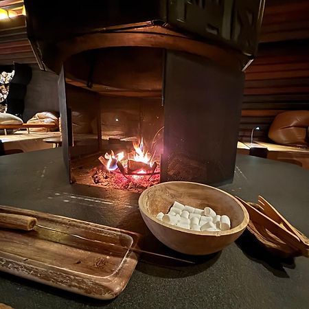 Готель Niseko Konbu Onsen Tsuruga Moku-No-Sho Екстер'єр фото