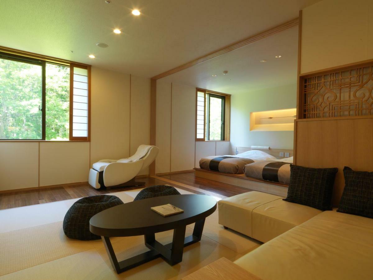 Готель Niseko Konbu Onsen Tsuruga Moku-No-Sho Екстер'єр фото