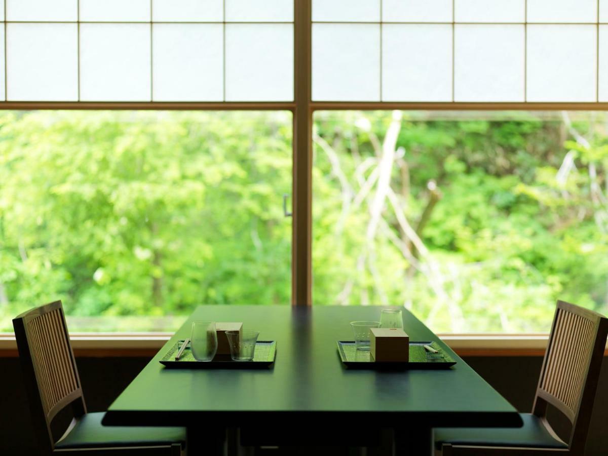 Готель Niseko Konbu Onsen Tsuruga Moku-No-Sho Екстер'єр фото