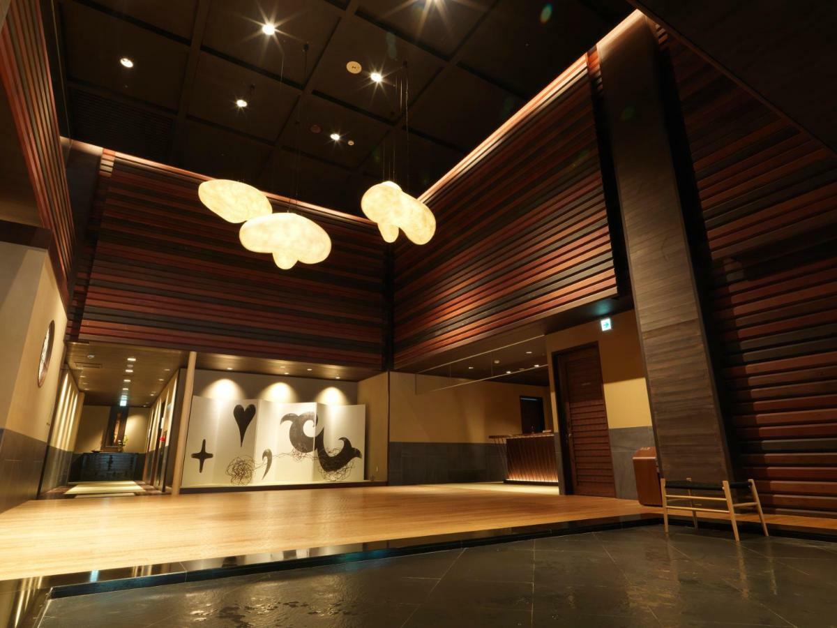 Готель Niseko Konbu Onsen Tsuruga Moku-No-Sho Екстер'єр фото